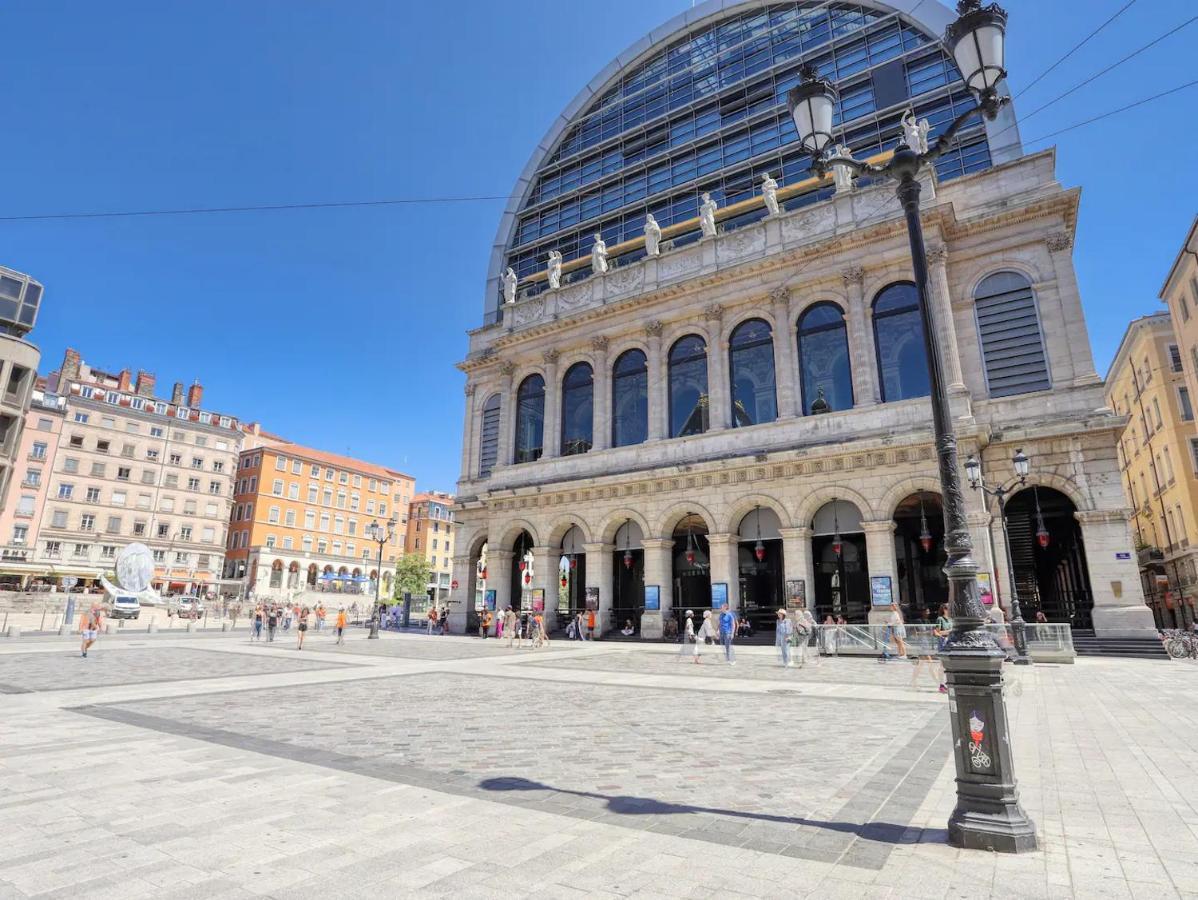 Palace Opera, Studio De Charme Lyon Kültér fotó
